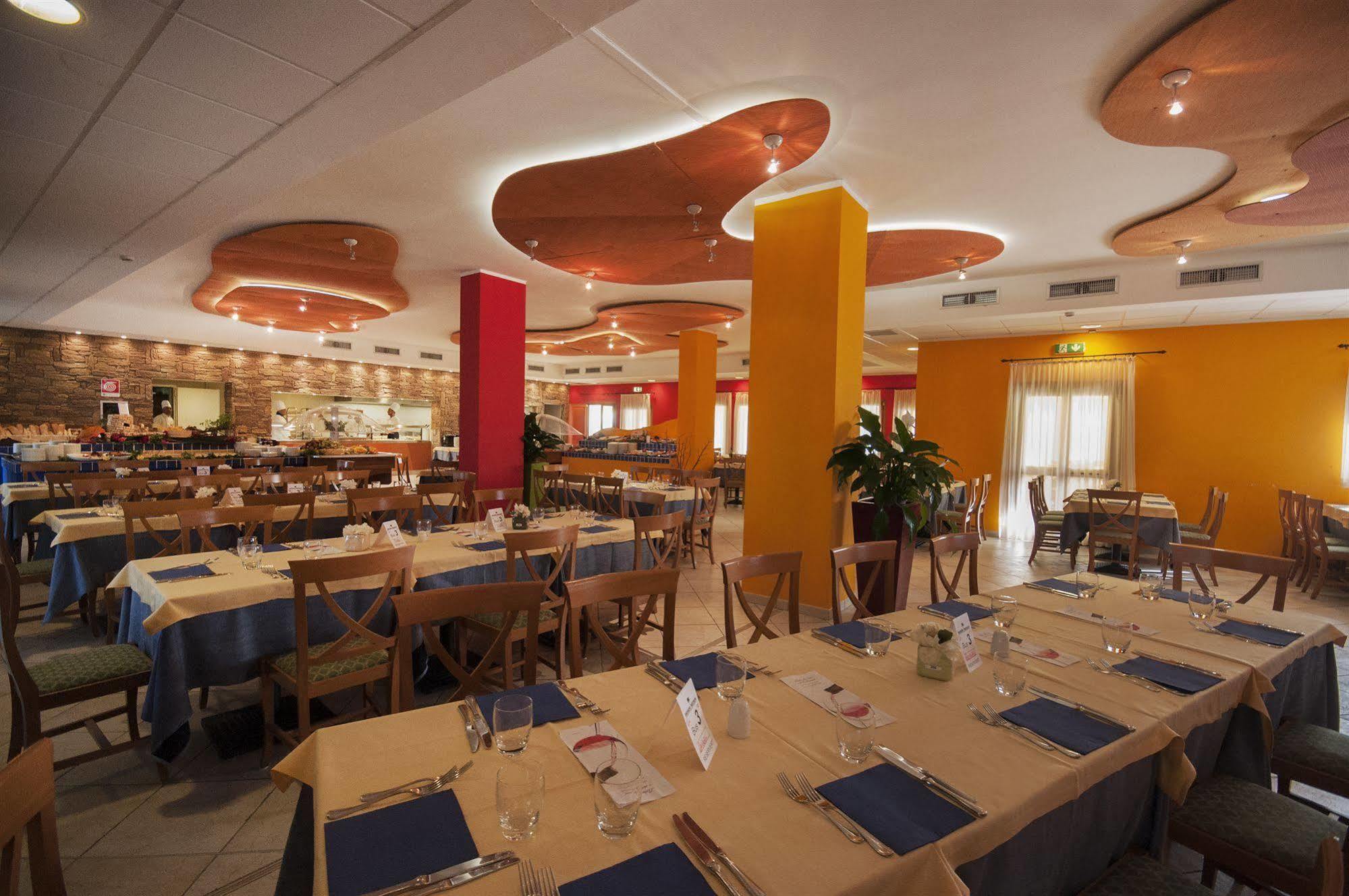 Blu Hotel Morisco 카니지오네 외부 사진